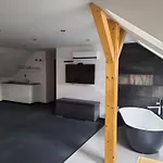 Apartment Elvira V Soukromem