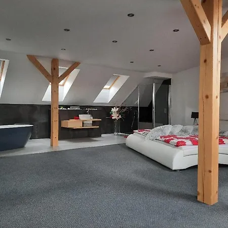 Apartment Elvira V Soukromem *