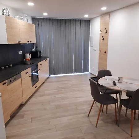 Apartment Elvira V Soukromem *