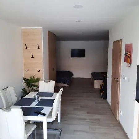 Apartamento Elvíra V Soukromém *