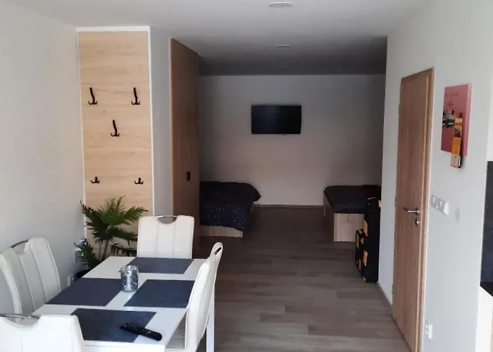 Apartment Elvira V Soukromem *