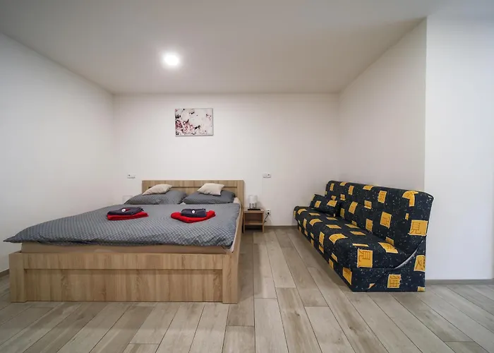 Apartment Elvira V Soukromem *