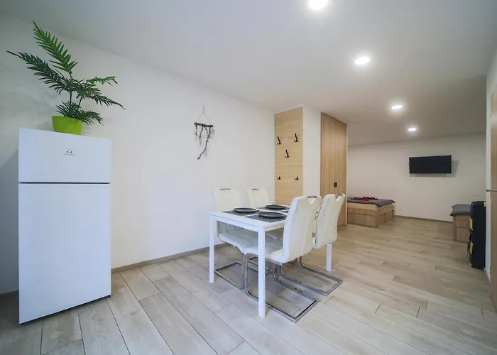 Elvira V Soukromem 公寓