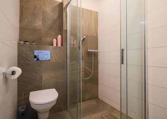 Elvira V Soukromem Apartment *