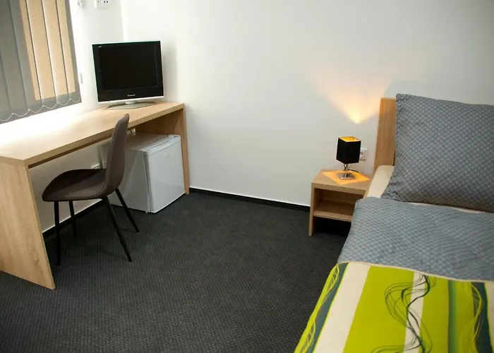 Elvira V Soukromem Apartment *