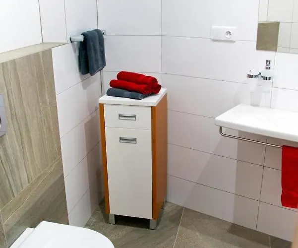 Elvira V Soukromem *